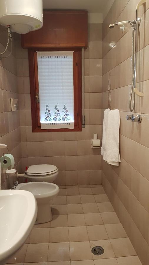 Appartamento Magnolia Lignano Sabbiadoro Bagian luar foto